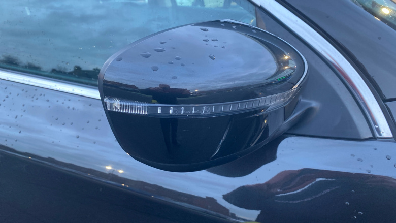 Nissan Qashqai 1.3 DiG-T Acenta Premium 5dr Petrol Hatchback